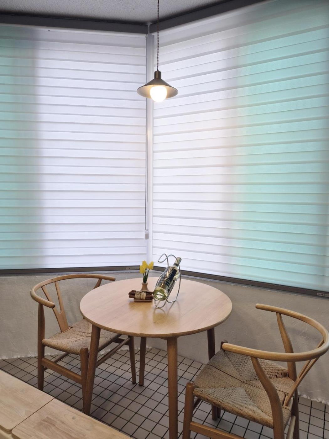 Travel And Live In A Sunny House Up To 10 Hongdae *