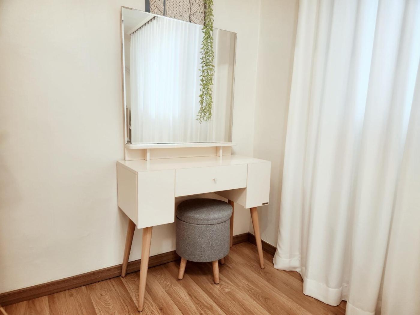 Apartment Travel And Live In A Sunny House Up To 10 Hongdae