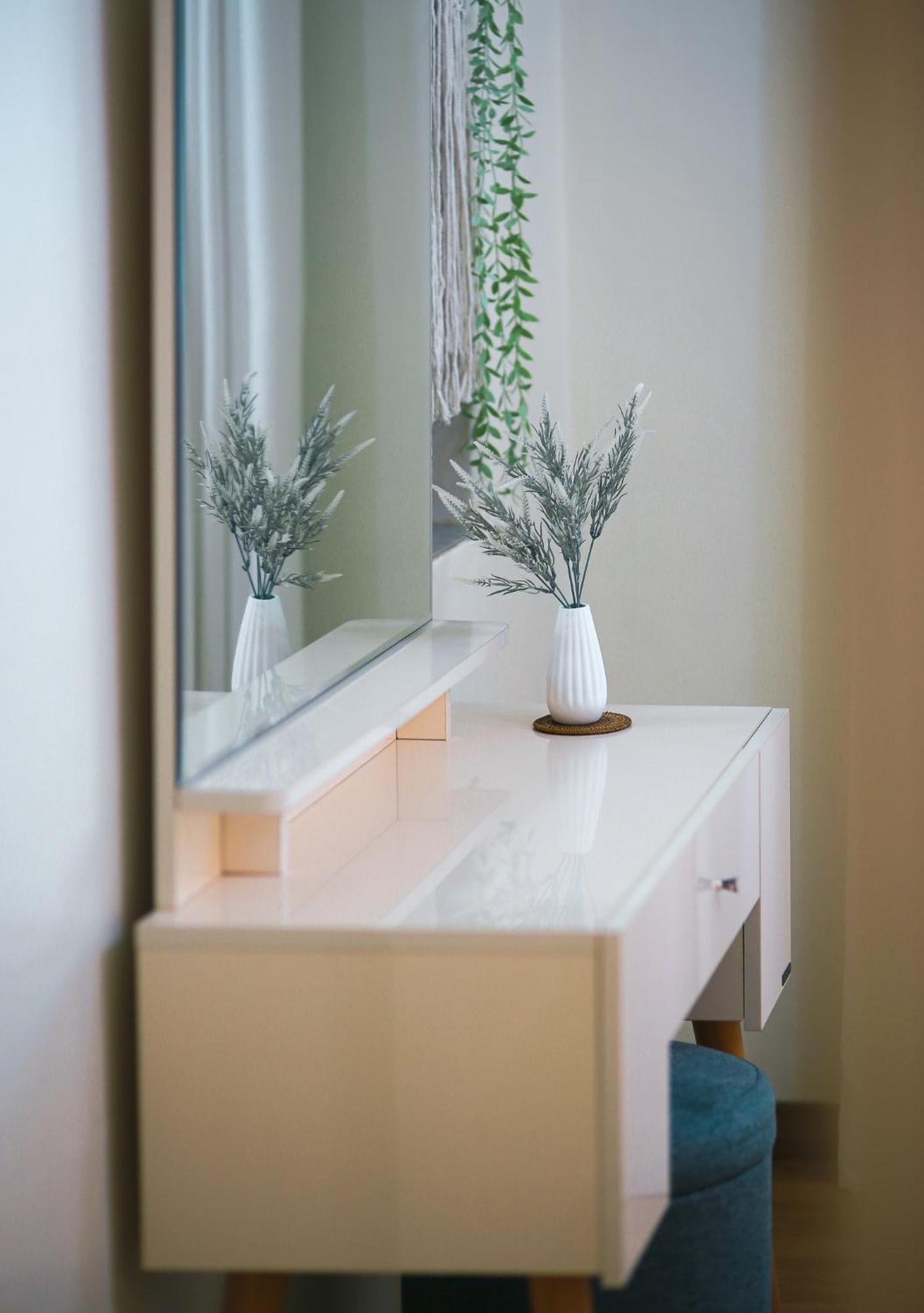 Travel And Live In A Sunny House Up To 10 Hongdae *
