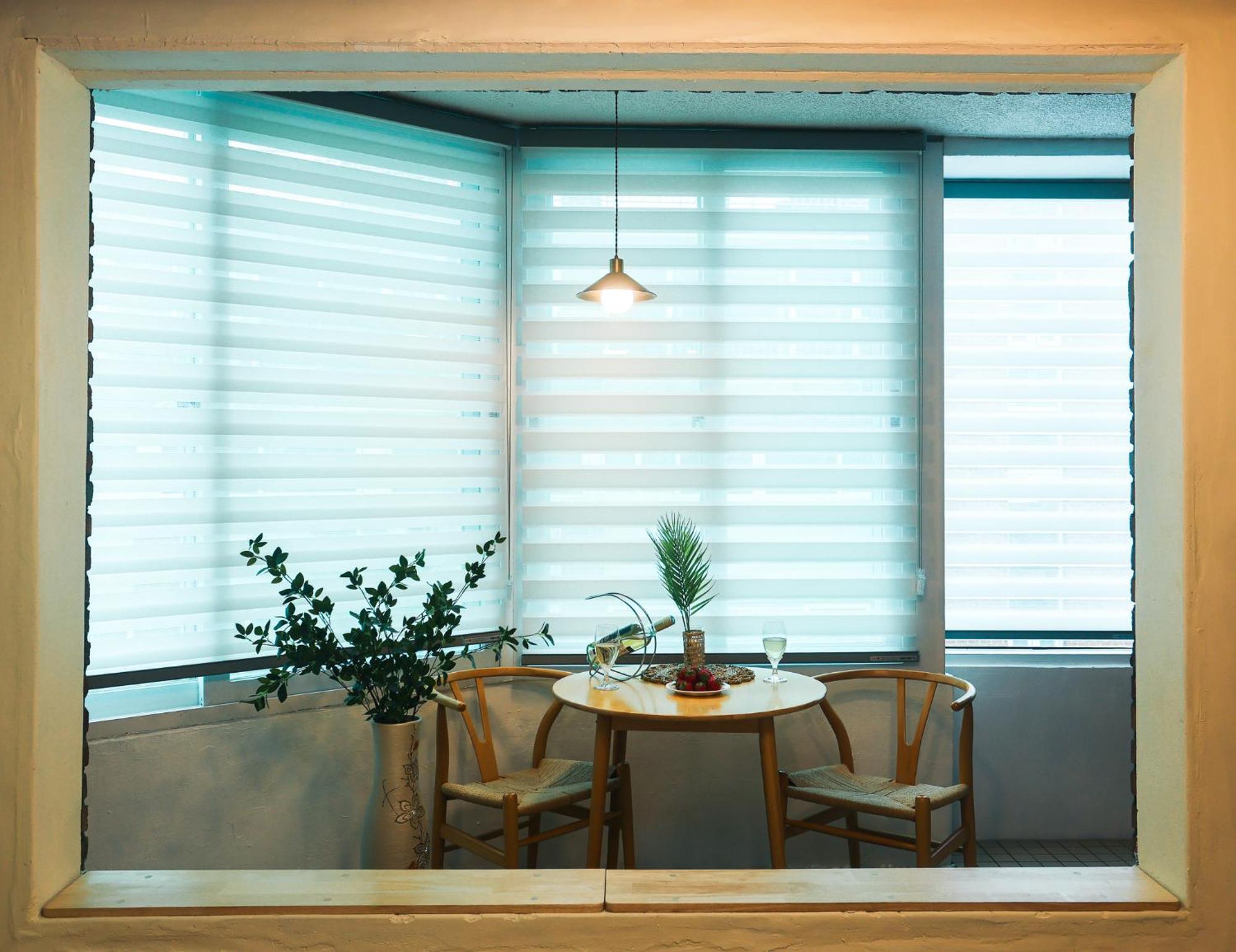 Apartment Travel And Live In A Sunny House Up To 10 Hongdae